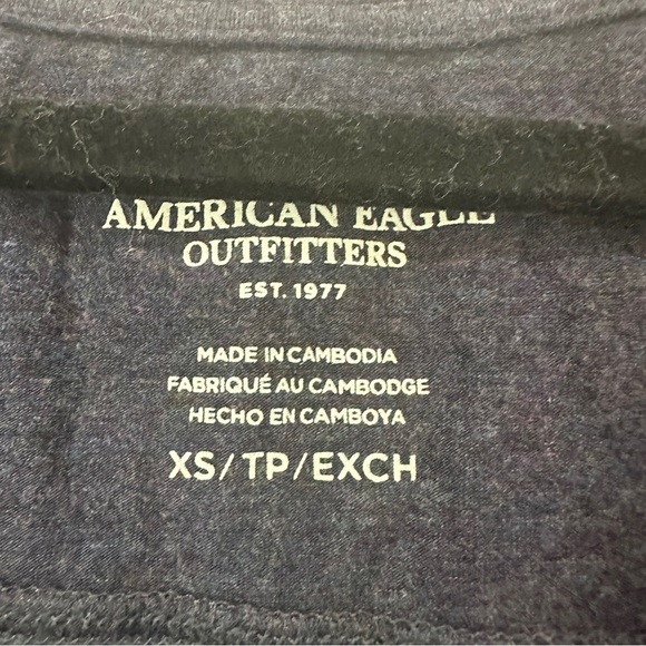 American Eagle Long Sleeve V Neck Top Solid Womans XS Navy Blue - Picture 3 of 9